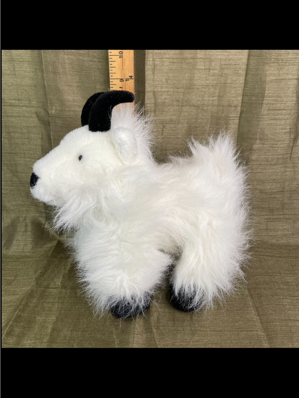 Ganz Webkinz Mountain Goat HM337 Plush Stuffed Animal NO CODE - Preowned
